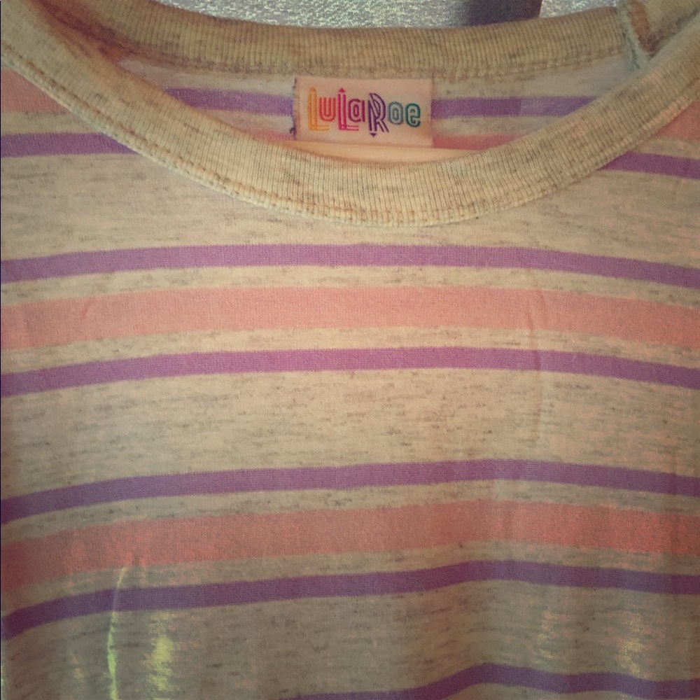 Lula Roe “Randy” tee Size Small